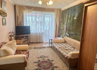 Продается 2-комнатная квартира, 42 м2, Челябинская область, улица 8 Марта, 161