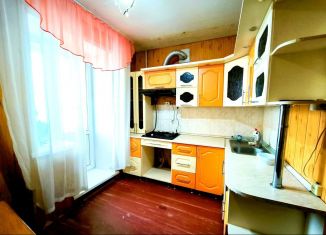 Продам двухкомнатную квартиру, 45 м2, Новочебоксарск, Речная улица, 2