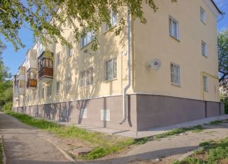 Продается 2-комнатная квартира, 43.3 м2, Екатеринбург, метро Проспект Космонавтов, Черноярская улица, 30к1