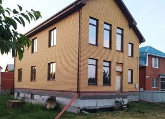 Дом на продажу, 390.2 м2, Волгодонск, улица Кольцо Надежды