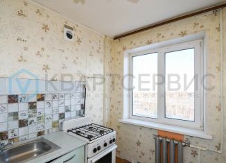2-комнатная квартира на продажу, 40 м2, Омская область, улица Романенко, 7