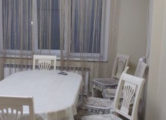 Аренда 2-комнатной квартиры, 83 м2, Дагестан, Грозненская улица