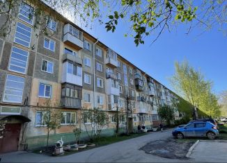 Продается 2-комнатная квартира, 44.9 м2, Омск, улица 50 лет ВЛКСМ, 3