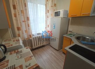 Аренда 1-комнатной квартиры, 30 м2, Тюменская область, 4-й микрорайон, 38А