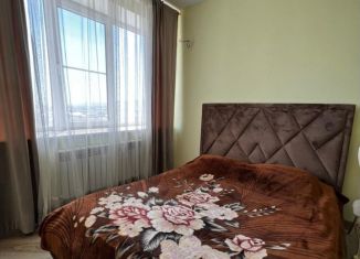 Сдается двухкомнатная квартира, 95 м2, Дагестан, улица Хаджи Булача, 16