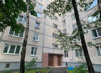 Продается 3-комнатная квартира, 65.3 м2, Санкт-Петербург, Дунайский проспект, 48к1, метро Купчино