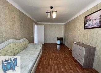 Продам двухкомнатную квартиру, 58.8 м2, Волжский, улица имени Генерала Карбышева, 110