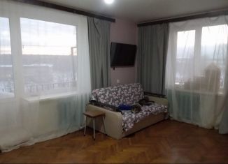 Продам 2-комнатную квартиру, 42 м2, Ленинградская область, площадь Манина, 6