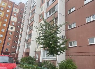 Продажа трехкомнатной квартиры, 68 м2, Челябинская область, улица Жданова, 25А