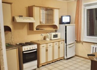 1-комнатная квартира в аренду, 35.7 м2, Нижнекамск, проспект Вахитова, 7