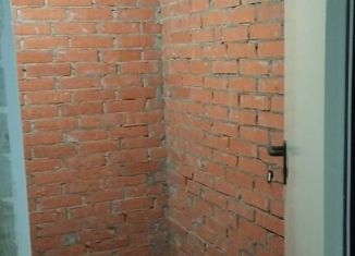 Гараж в аренду, 10 м2, поселок городского типа Стройкерамика, улица Анетты Басс, 4с5