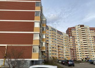 Продается трехкомнатная квартира, 95 м2, Ижевск, улица Архитектора П.П. Берша, 1