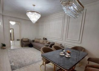 Продам 2-комнатную квартиру, 100 м2, Махачкала, проспект Насрутдинова, 57