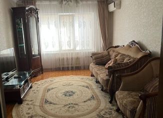 Трехкомнатная квартира на продажу, 70 м2, Грозный, улица А.А. Айдамирова, 133к4, микрорайон Ипподромный