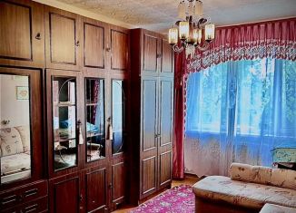 Продам двухкомнатную квартиру, 54 м2, Псковская область, Рижский проспект, 66
