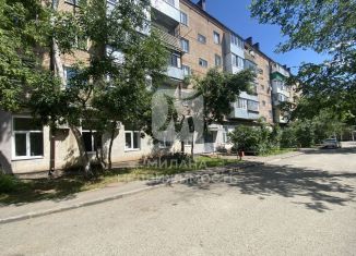 Трехкомнатная квартира на продажу, 57.8 м2, Оренбургская область, Пролетарская улица, 265
