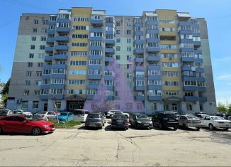 Продаю трехкомнатную квартиру, 79 м2, Барнаул, улица Эмилии Алексеевой, 65, Ленинский район