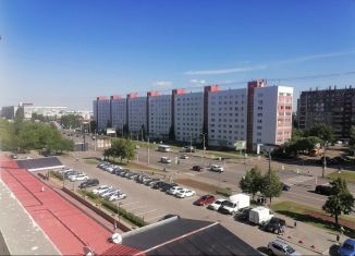 Продажа четырехкомнатной квартиры, 110 м2, Челябинск, Комсомольский проспект, 74