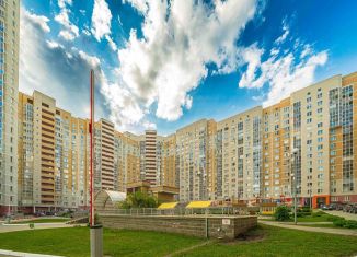 Продажа двухкомнатной квартиры, 64 м2, Екатеринбург, улица Николая Островского, 1, ЖК Апельсин