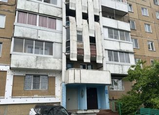 Продаю 1-комнатную квартиру, 28.3 м2, Кемерово, Комсомольский проспект, 63