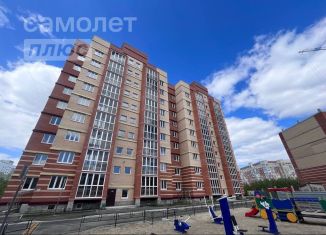 Продажа двухкомнатной квартиры, 60 м2, Омск, улица Малиновского, 25