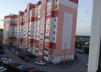 Продаю трехкомнатную квартиру, 82.2 м2, Челябинская область, улица Карпенко, 4В