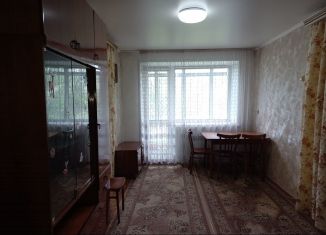Сдаю в аренду 2-комнатную квартиру, 42 м2, Кемеровская область, Киевская улица, 17