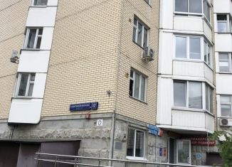 Продается однокомнатная квартира, 38 м2, Москва, проспект Защитников Москвы, 12, метро Лухмановская