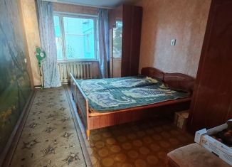 Продается 3-комнатная квартира, 72 м2, Керчь, улица Будённого, 26