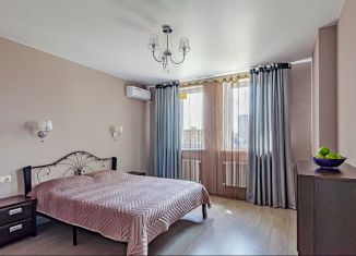 Аренда 2-ком. квартиры, 60 м2, Казань, ЖК Акварель, улица Адоратского, 1Б