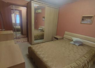 Сдается в аренду 2-ком. квартира, 52 м2, Тюмень, улица Свободы, 84