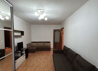Сдам в аренду однокомнатную квартиру, 33 м2, Серпухов, улица Ворошилова, 136