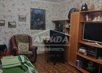 Продам двухкомнатную квартиру, 62.4 м2, Нижегородская область, улица Василия Иванова, 14к8