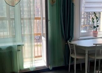 Сдача в аренду двухкомнатной квартиры, 48 м2, Московская область, проспект Героев, 19