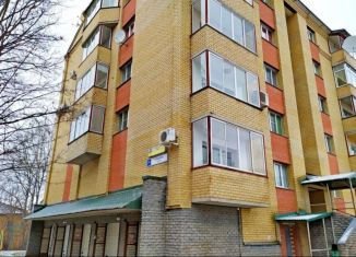 Продаю гараж, 10 м2, Киров, улица Ленина, 134к1