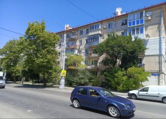 Продаю 2-комнатную квартиру, 42 м2, Севастополь, улица Горпищенко, 41