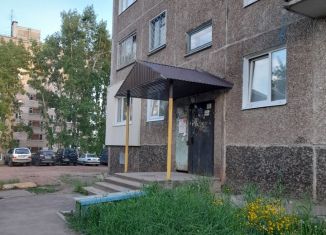 Продаю однокомнатную квартиру, 31 м2, Иркутская область, бульвар Космонавтов, 48