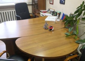 Продаю помещение свободного назначения, 600 м2, деревня Хмели, шоссе Космонавтов, 316А