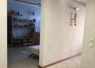 Сдается в аренду 2-ком. квартира, 65.5 м2, Псков, Юбилейная улица, 91А