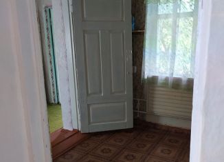 Продажа 4-комнатной квартиры, 60 м2, село Арзгир, улица Есипенко, 75