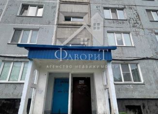 Однокомнатная квартира на продажу, 40.1 м2, Осинники, улица Ефимова, 2