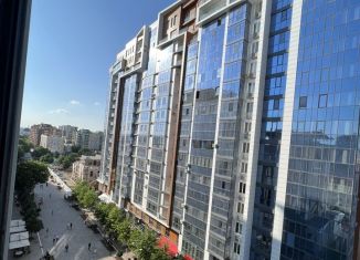 Четырехкомнатная квартира на продажу, 191.7 м2, Грозный, проспект Махмуда А. Эсамбаева, 16