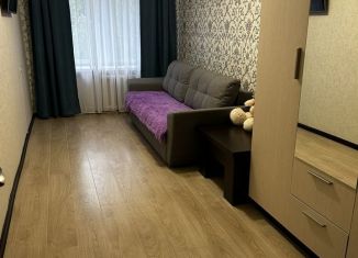 Продаю 2-комнатную квартиру, 42.8 м2, Серпухов, улица Народного Ополчения, 1Д