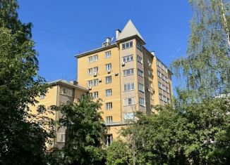 2-комнатная квартира на продажу, 71.5 м2, Киров, Орловская улица, 52