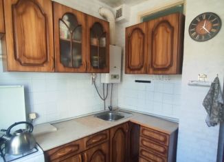 Продам 2-ком. квартиру, 42 м2, Балашиха, улица Пушкина, 6