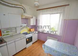 Продается трехкомнатная квартира, 62.9 м2, Омск, Кировский округ, улица Дмитриева, 2/1