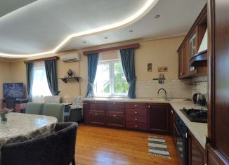 Сдам в аренду дом, 58 м2, Сочи, Школьная улица, 32/1, микрорайон Весёлое