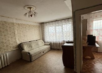 Однокомнатная квартира в аренду, 32 м2, Серов, улица Кирова, 5