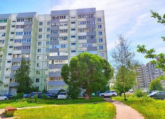 Продаю 3-ком. квартиру, 72.1 м2, Колпино, Октябрьская улица, 77/27