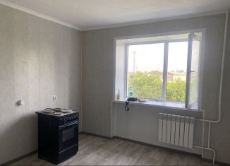 Продается двухкомнатная квартира, 41 м2, Ачинск, улица Коминтерна, 61